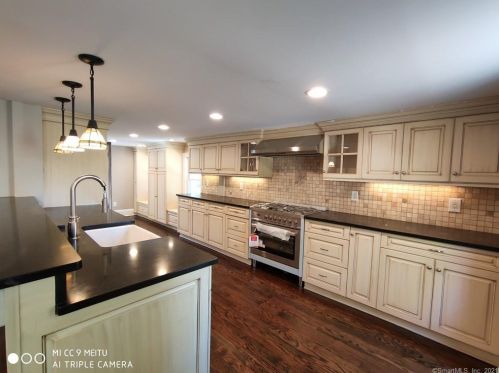 45 Toilsome Ave, Norwalk CT  06851-2419 exterior