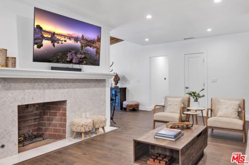 6222 Altura Ave, Glendale CA  91214-2325 exterior