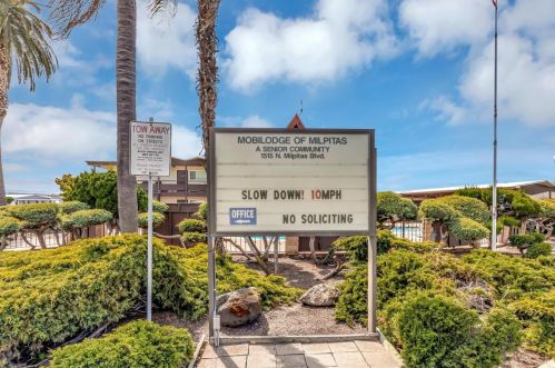 1515 Milpitas Blvd, Milpitas CA  95035-2700 exterior