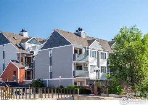 2201 Pearl St, Boulder CO  80302-4662 exterior