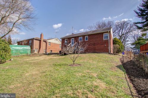 10002 Portland Pl, Silver Spring MD 20901-2116 exterior