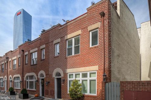 212 24th St, Philadelphia PA  19103-5554 exterior