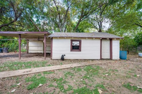 3920 4th St, Fort Worth TX  76107-2016 exterior