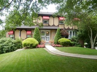 59 Adrian Dr, Greensburg, PA 15601-4960