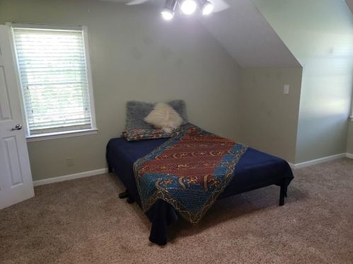 125 Bent Arrow Dr, Stockbridge GA  30281-4864 exterior