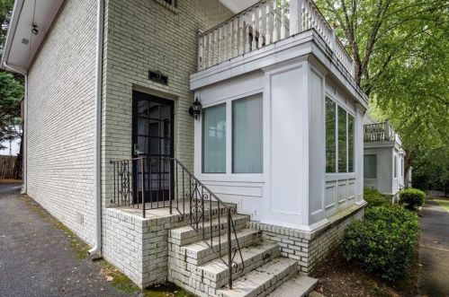 1879 Johnson Rd, Atlanta, GA 30306-3153