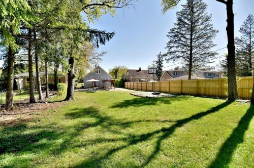 354 55th St, Willowbrook IL  60514-3015 exterior