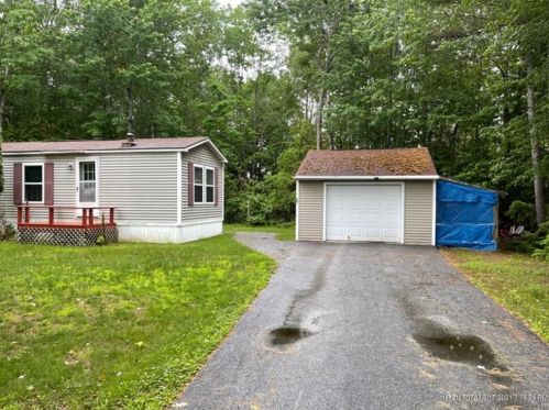 15 Ash Ln, Milford, ME 04461-3516