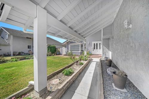 16843 Mount Collien St, Santa Ana, CA 92708-2506