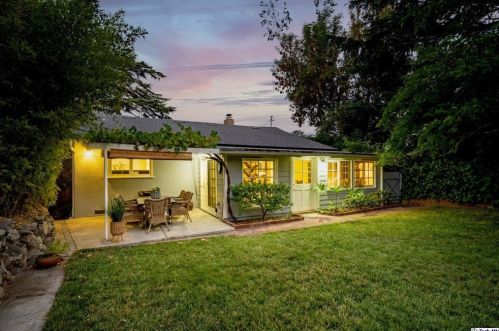 5021 Dunsmore Ave, Glendale CA  91214-1108 exterior