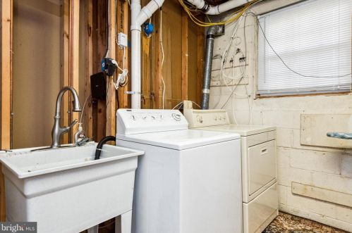 312 Arundel Bch Rd, Severna Park MD 21146-3312 exterior