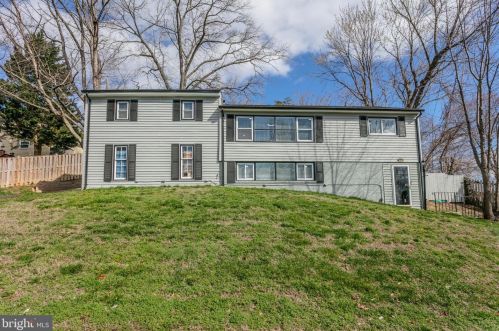 1702 Potomac View Ave, Woodbridge, VA 22191-1933