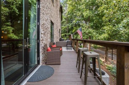 532 Bishop Way, Atlanta GA  30312-1446 exterior