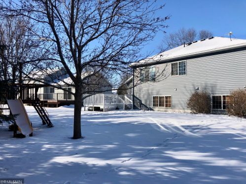 1008 Bridgeport Dr, Sartell, MN 56377-2044