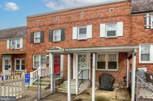 2427 Adrian St, Harrisburg, PA 17104-2108