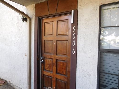 9006 Stacie Ln, Anaheim, CA 92804-6320