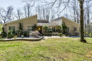 15 Cormorant Dr, Middletown NJ  07748-3071 exterior