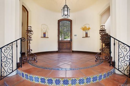 1101 Cold Canyon Rd, Calabasas, CA 91302-2267