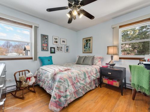 8170 Davis St, Niles IL 60714-1506 exterior