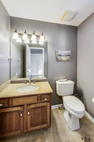 1169 Dovercliff Way, Bull Valley IL  60014-1803 exterior