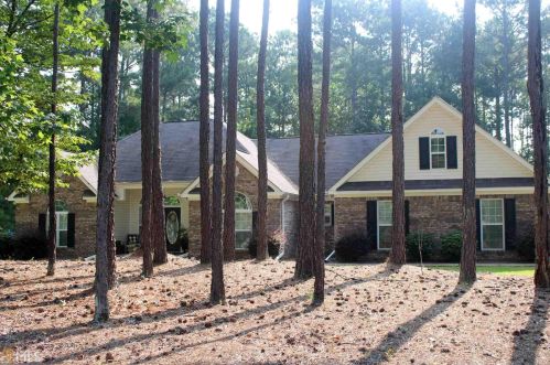127 Wexford Dr, Lagrange, GA 30241-9520