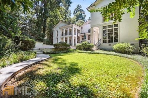 3281 Habersham Rd, Atlanta GA 30305-1170 exterior