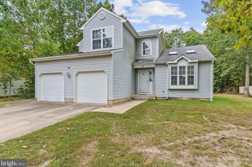 33 Ashland Ave, Erial, NJ 08081-2183