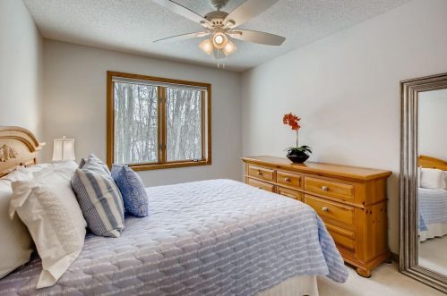 1252 Bucher Ave, Saint Paul MN  55126-8436 exterior