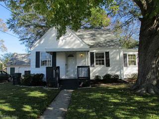 2210 Willow Wood Dr, Norfolk, VA 23509-2138