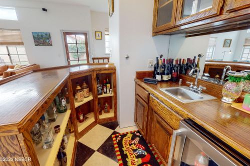 2418 Sandpiper Dr, Santa Maria CA  93455-1521 exterior