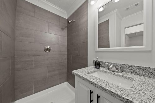 178 Hyacinth Ave, Atlanta GA  30314-1216 exterior