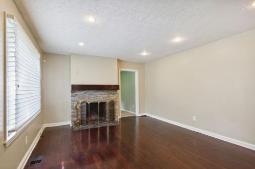 1369 Lockhaven Cir, Atlanta GA  30311-3521 exterior