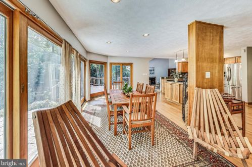 9701 Brunett Ave, Silver Spring MD 20901-3235 exterior