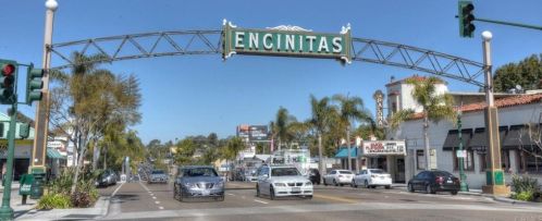 142 Glaucus St, Encinitas CA  92024-1601 exterior