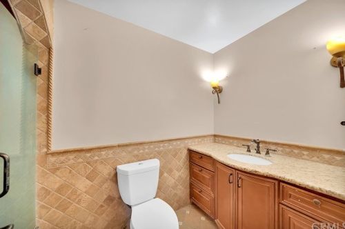 2218 San Lorenzo Ave, Santa Ana CA 92704-6039 exterior