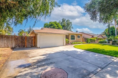2008 Missouri St, Riverside, CA 92507-3542