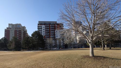 2127 Tremont Pl, Denver CO  80205-3132 exterior