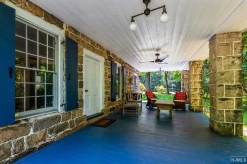 80 Hickory Ln, Closter, NJ 07624-2323