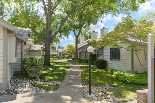 4938 Country View Ln, Fair Oaks, CA 95628-5163