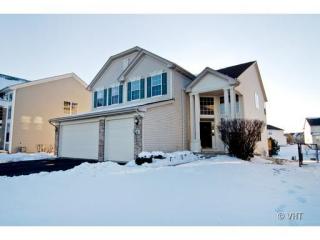 4 Crescent Ct, Streamwood, IL 60107-2359