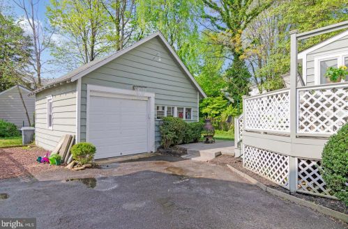 215 Marne Ave, Haddonfield NJ 08033-1444 exterior