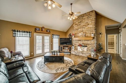 64 Martin Farm Rd, Big Canoe GA  30143-5740 exterior