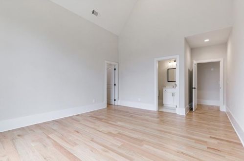 1610 Fearn Cir, Atlanta GA  30319-3512 exterior