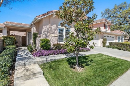 2037 Freesia Ave, Simi Valley, CA 93063-3534
