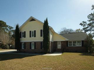2240 Tacony Rd, Charleston, SC 29414-4938
