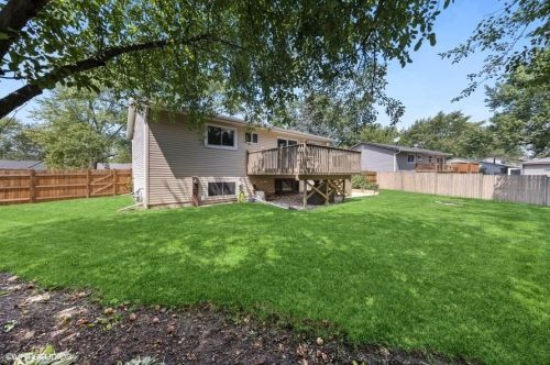 140 Orch Dr, Lemont IL  60440-6158 exterior