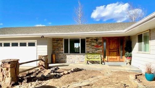 8462 Gray Fox Dr, Lakewood, CO 80439