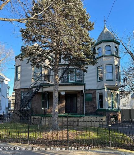 161-167 7th St, Newark, NJ 07107-2411