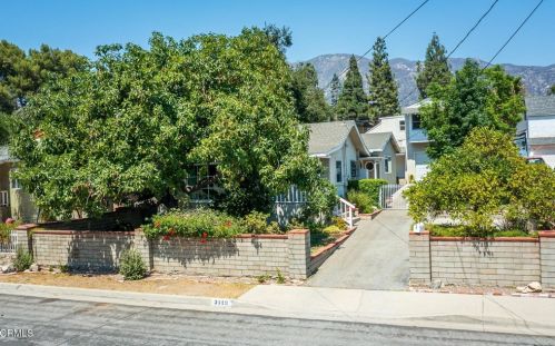 3119 Prospect Ave, Glendale, CA 91214-3452