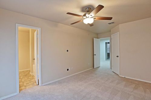 5828 Giddyup Ln, Fort Worth TX  76179-7355 exterior